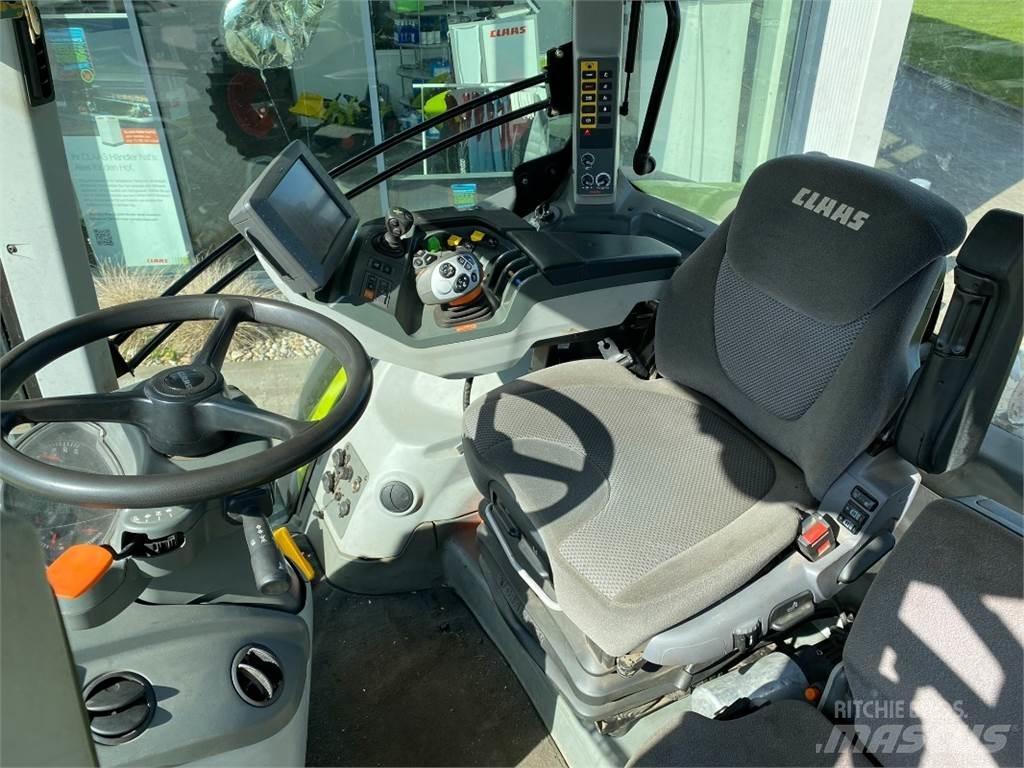 CLAAS AXION 810 Трактора