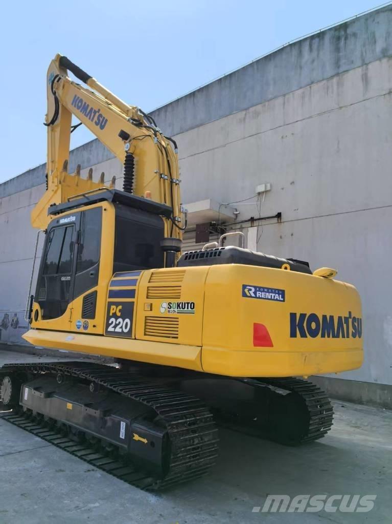 Komatsu PC 220-8 Гусеничные экскаваторы