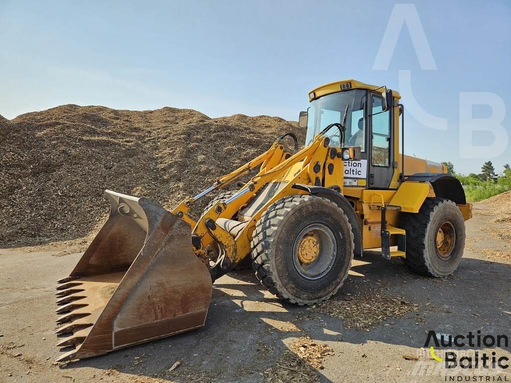 JCB 426 HT Фронтальные погрузчики