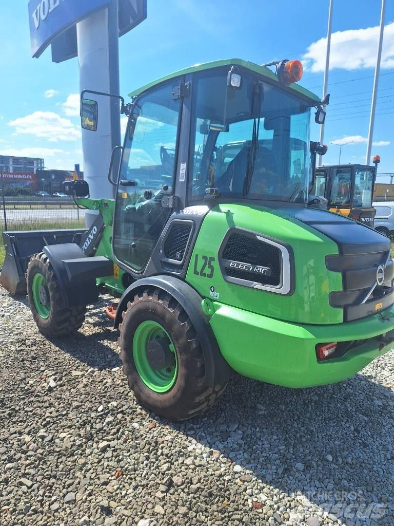 Volvo JL25H ELECTRIC Фронтальные погрузчики