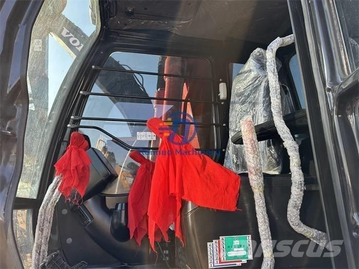 Hitachi ZX 200 Гусеничные экскаваторы