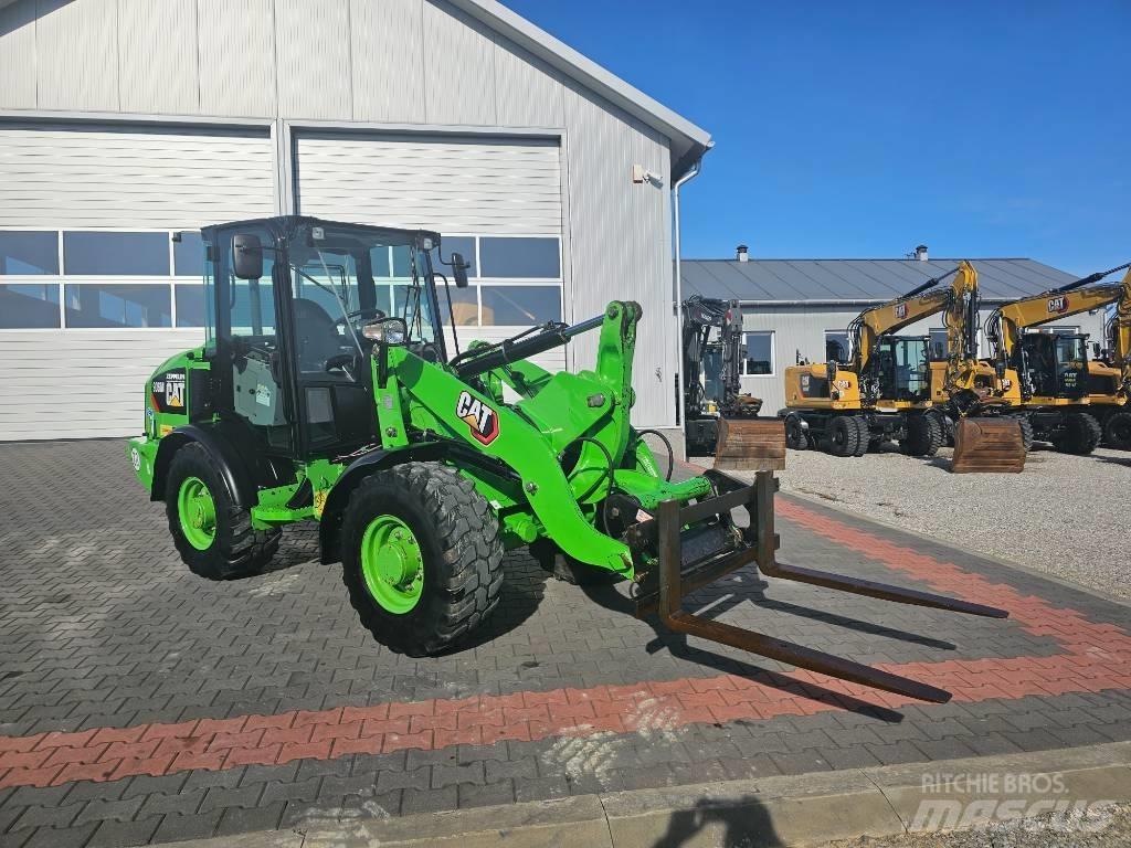 CAT 906 M Фронтальные погрузчики