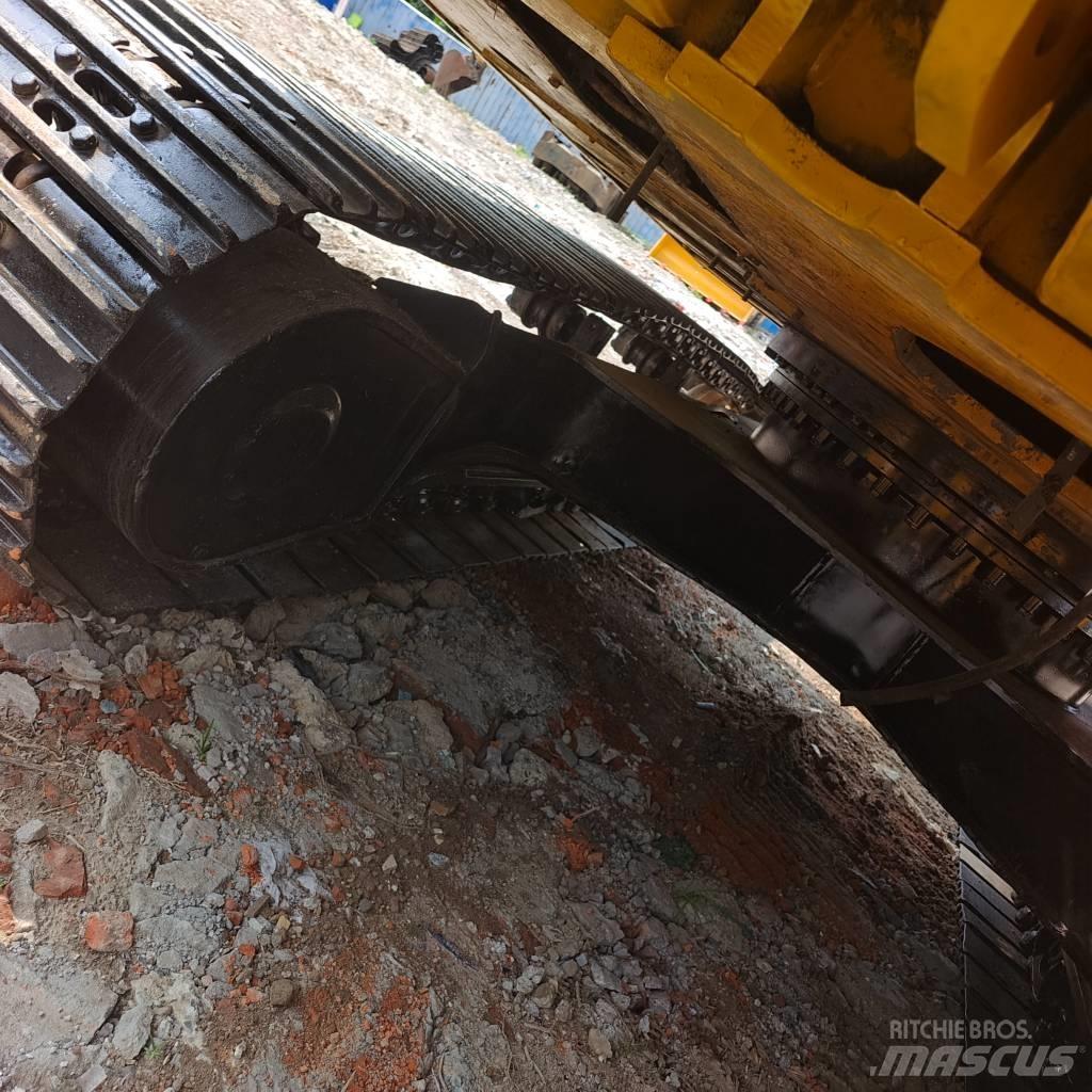 CAT 320 GC Колёсные экскаваторы