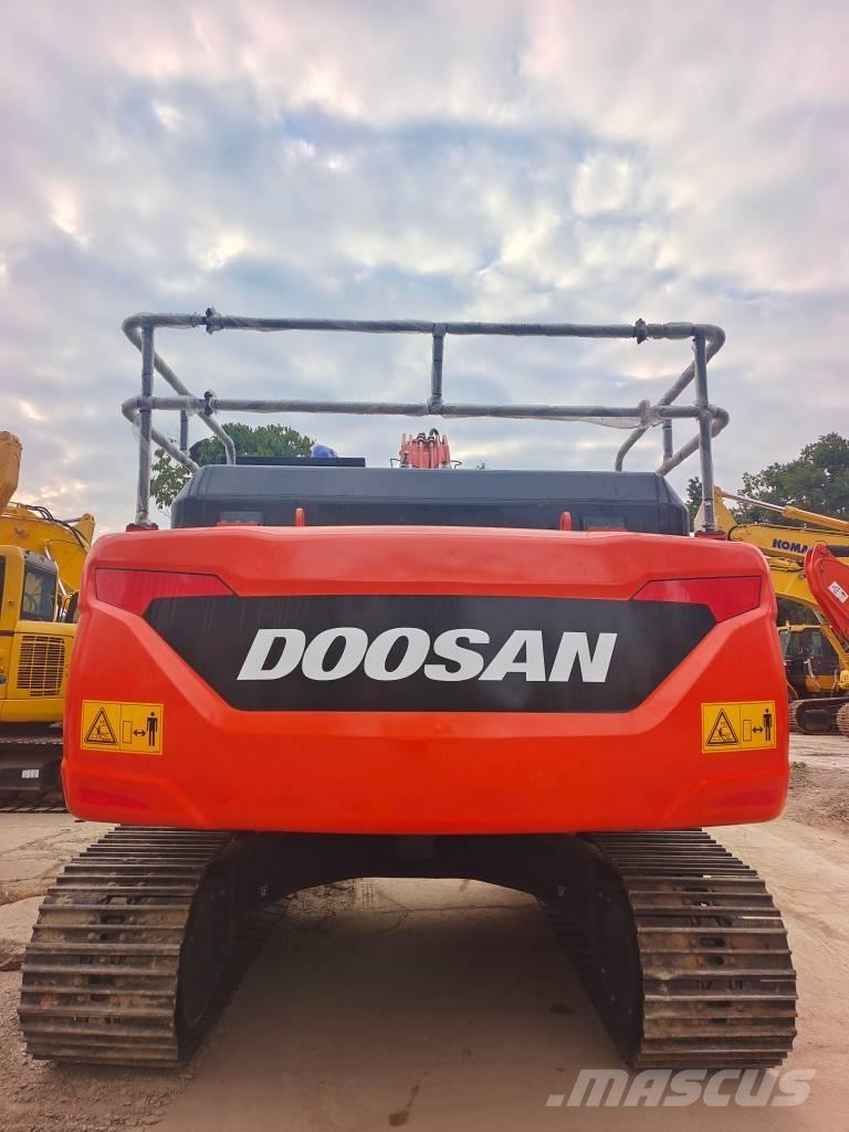 Doosan DX 225 LC-9C Гусеничные экскаваторы