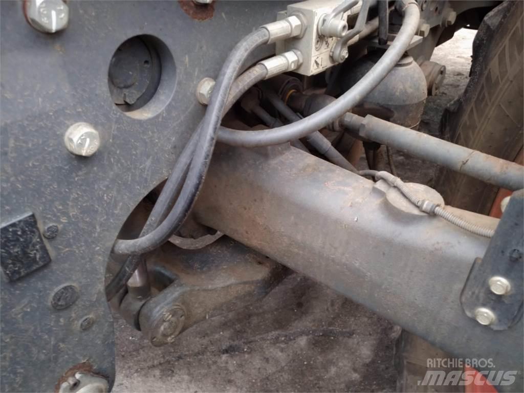 Kubota M7151 Трактора