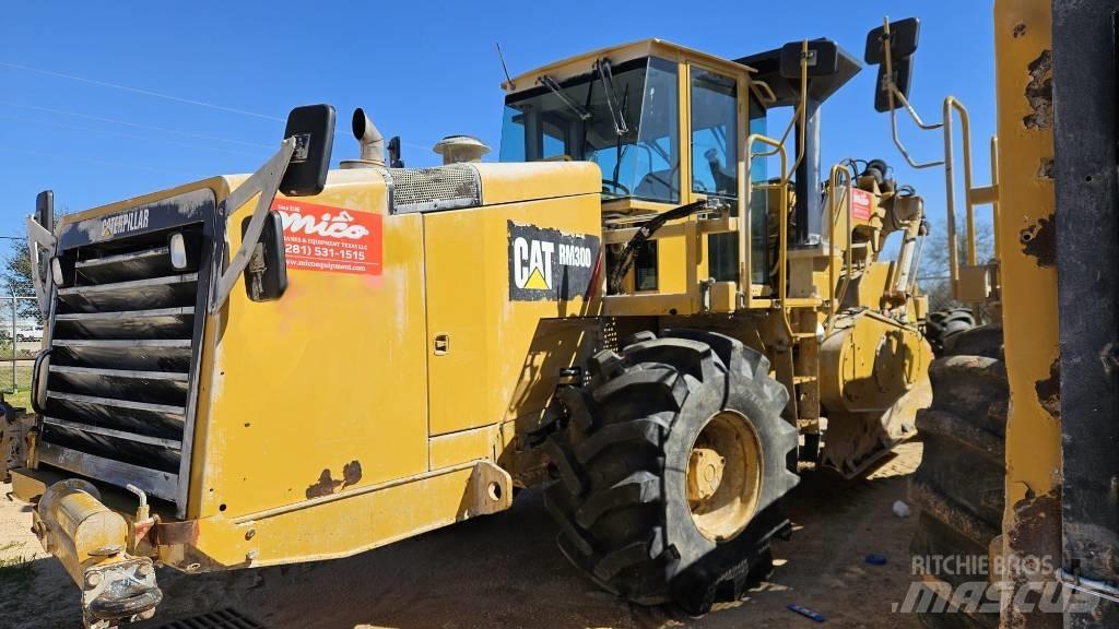 CAT RM 300 Ресайклеры