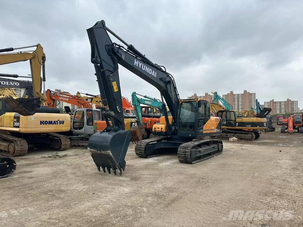 Hyundai 225 LC-9T Гусеничные экскаваторы