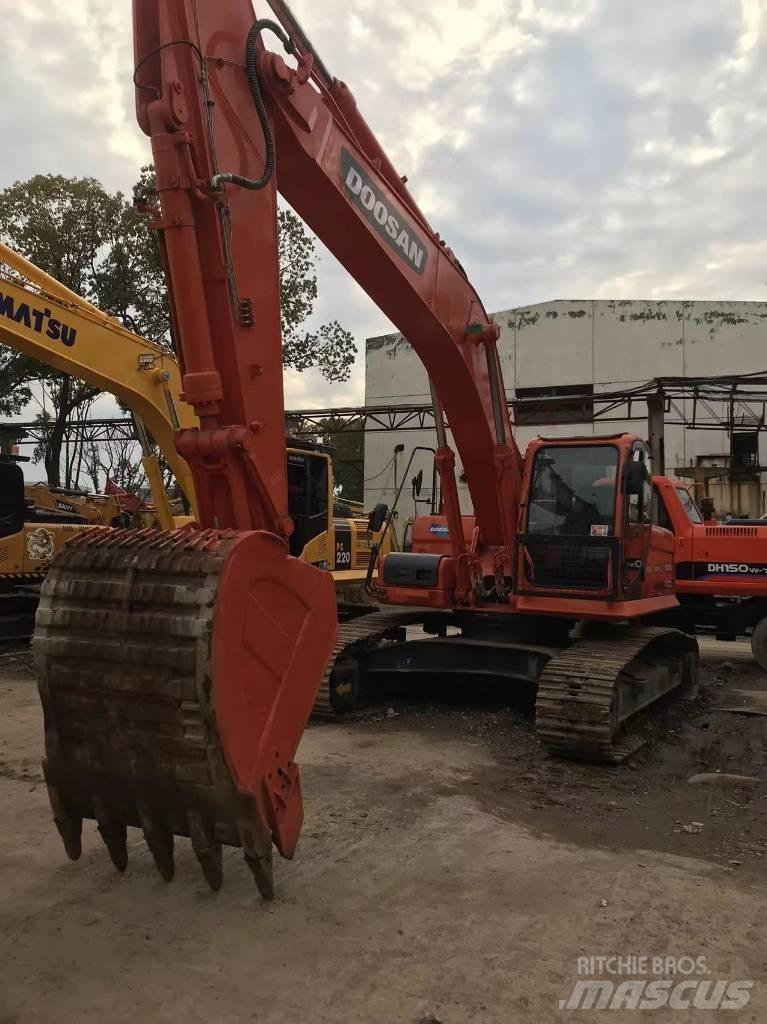 Doosan DX 300 Гусеничные экскаваторы
