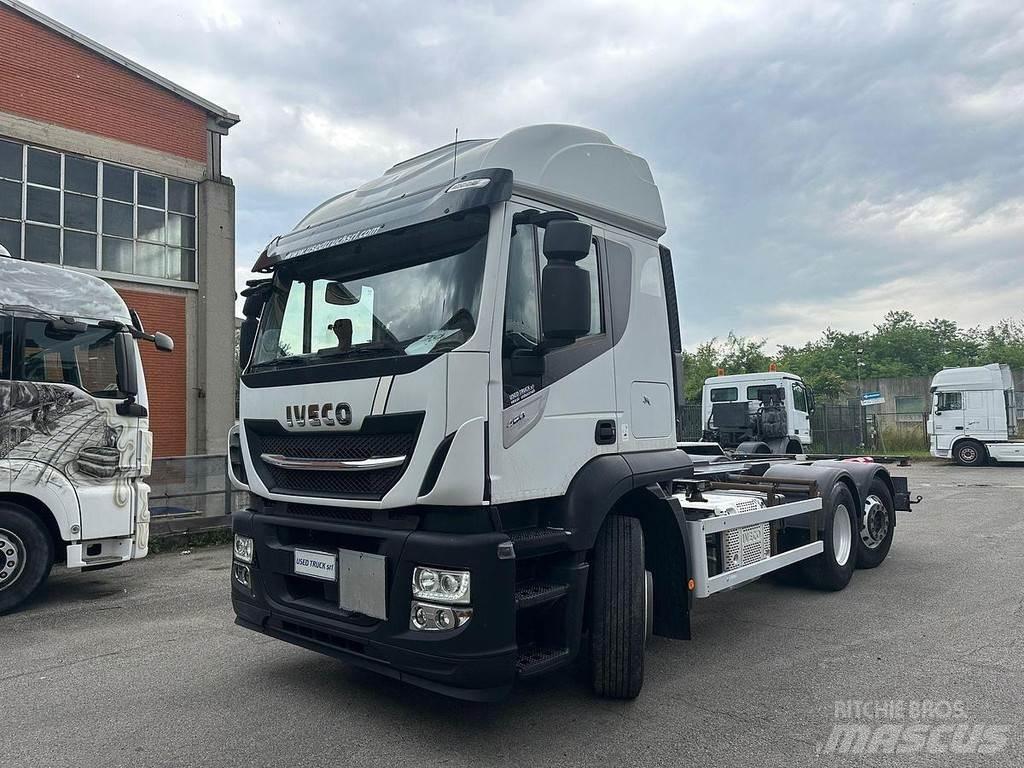 Iveco Stralis 460 Шасси с кабиной