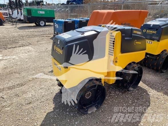 Bomag BMP8500 Прицепные виброкатки