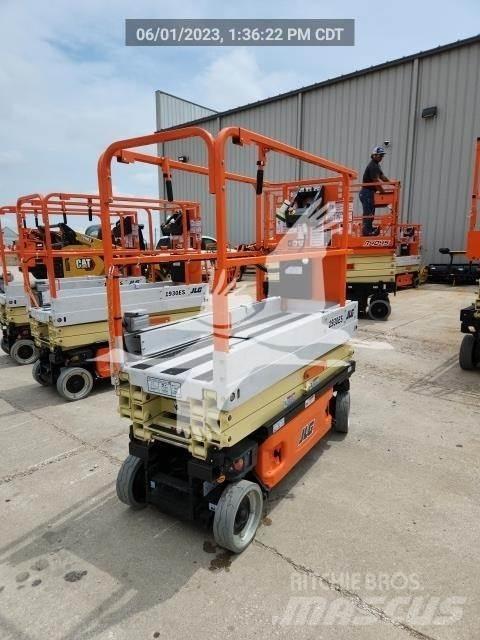 JLG 1930ES Ножничные подъемники