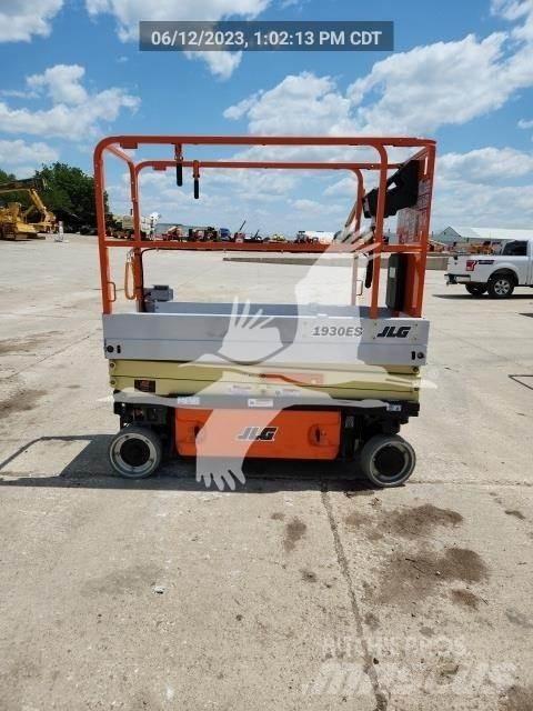 JLG 1930ES Ножничные подъемники