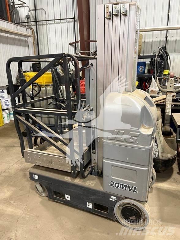 JLG 20MVL Вертикальные мачтовые подъемники