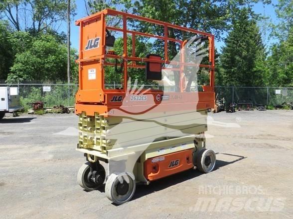 JLG 2632ES Ножничные подъемники