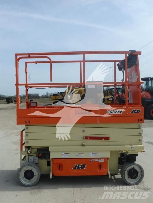 JLG 2632ES Ножничные подъемники