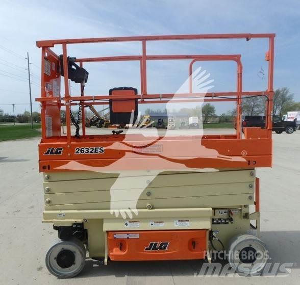 JLG 2632ES Ножничные подъемники