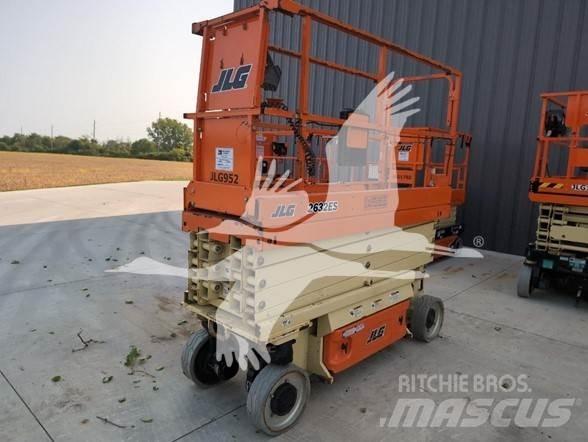 JLG 2632ES Ножничные подъемники