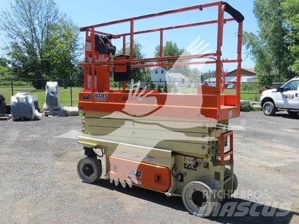 JLG 2632ES Ножничные подъемники