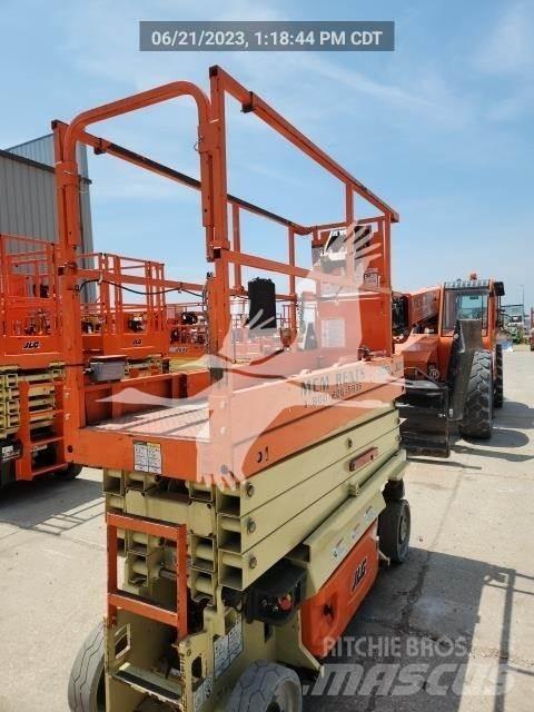 JLG 2632ES Ножничные подъемники