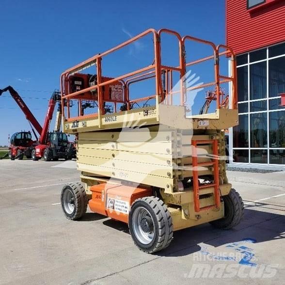 JLG 4069LE Ножничные подъемники