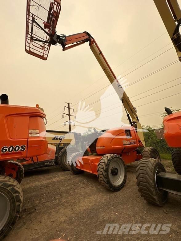 JLG 600AJ Коленчатые подъемники