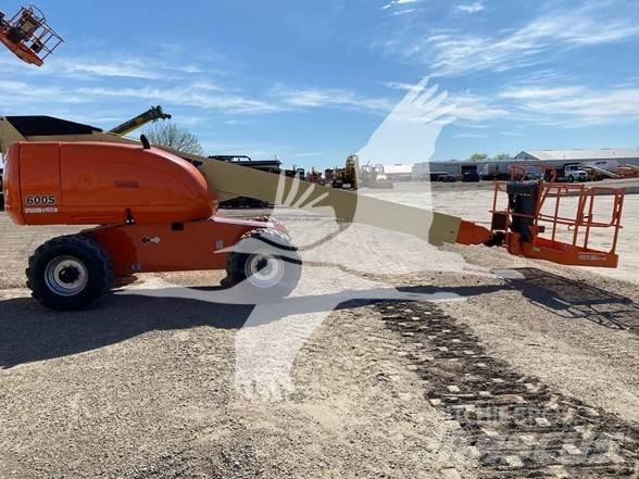 JLG 600S Телескопические подъемники