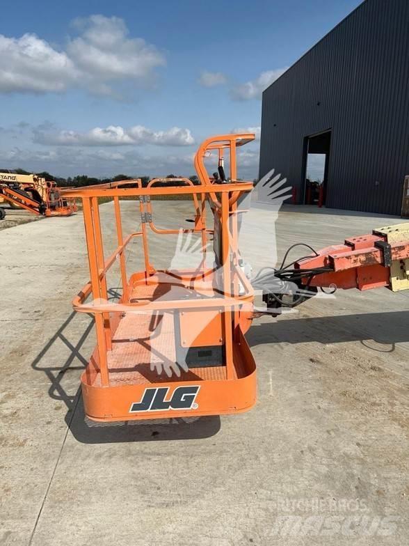JLG 800S Телескопические подъемники