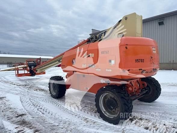 JLG 800S Телескопические подъемники