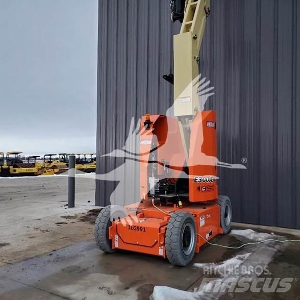 JLG E300AJP Коленчатые подъемники