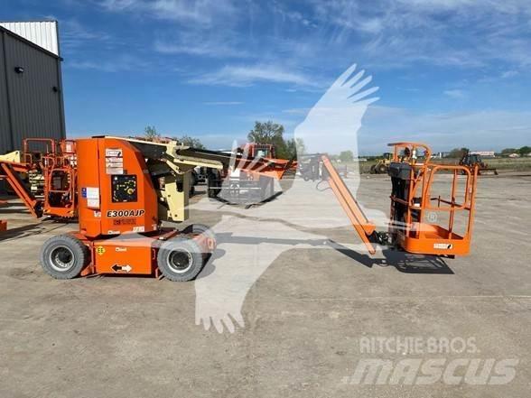 JLG E300AJP Коленчатые подъемники