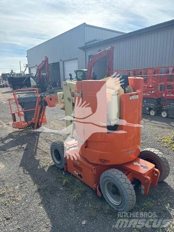 JLG E300AJP Коленчатые подъемники