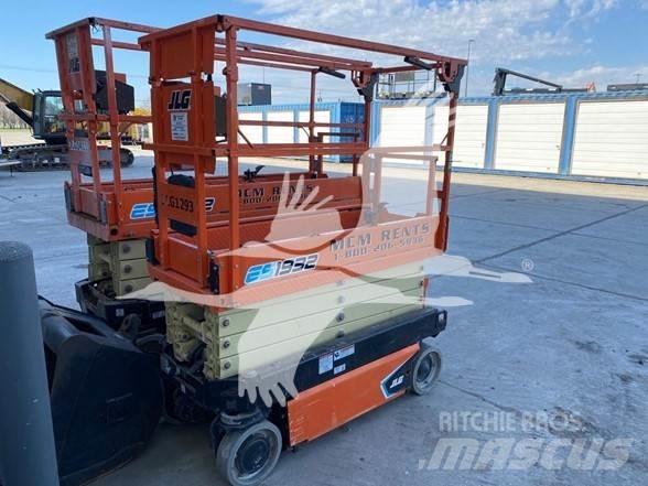 JLG ES1932 Ножничные подъемники