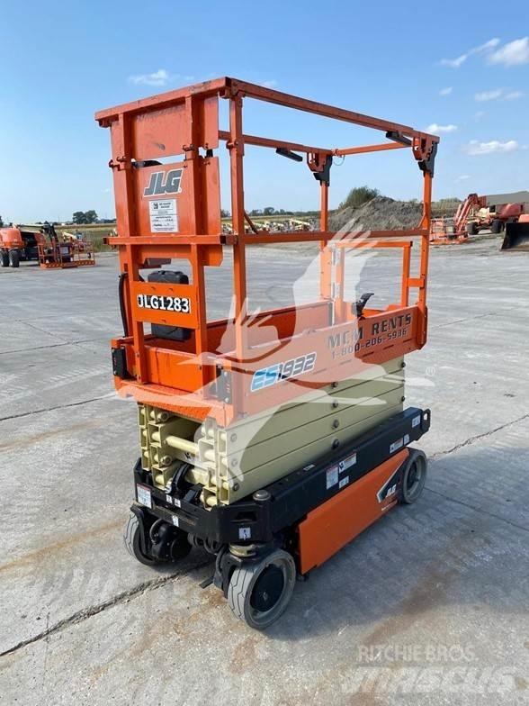 JLG ES1932 Ножничные подъемники