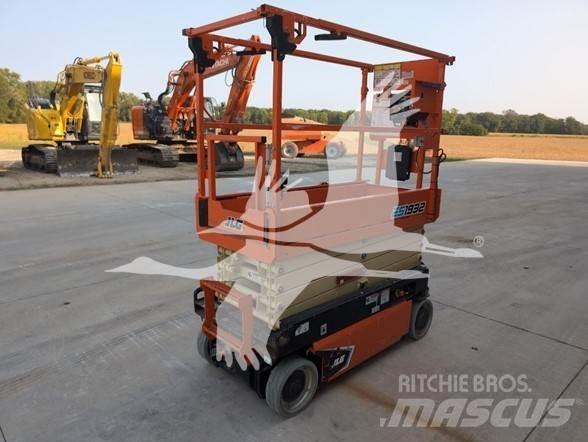 JLG ES1932 Ножничные подъемники