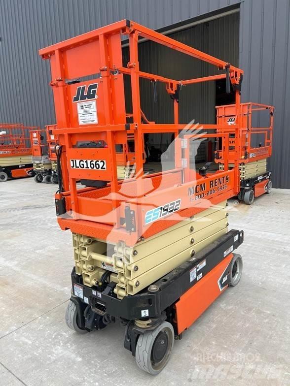 JLG ES1932 Ножничные подъемники
