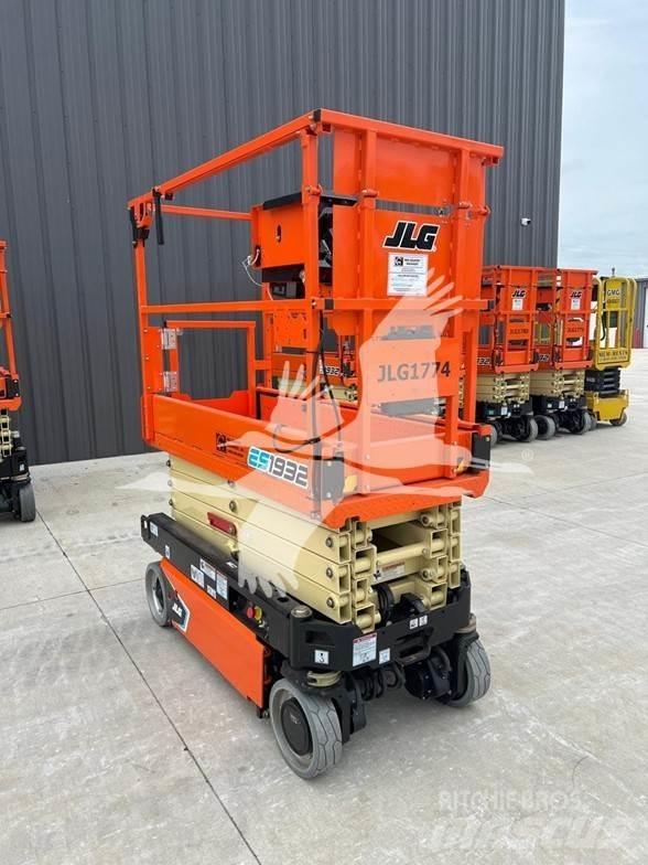 JLG ES1932 Ножничные подъемники