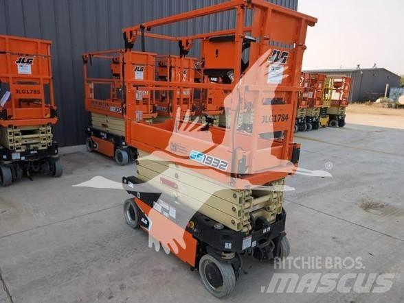 JLG ES1932 Ножничные подъемники