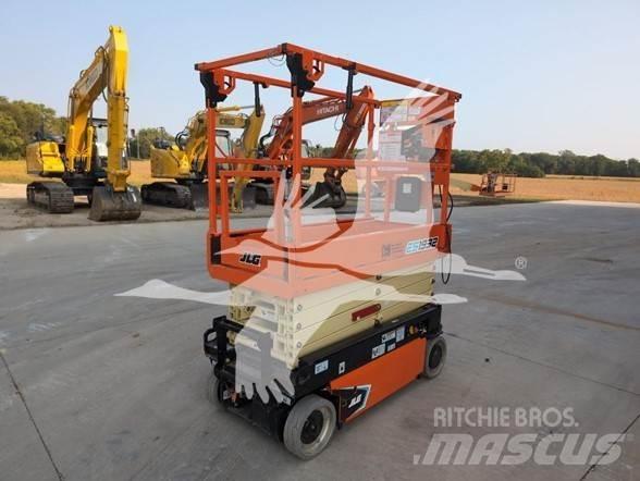 JLG ES1932 Ножничные подъемники