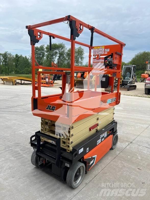 JLG ES1932 Ножничные подъемники