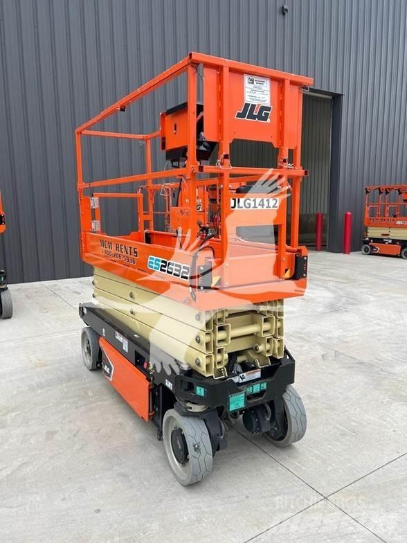 JLG ES2632 Ножничные подъемники