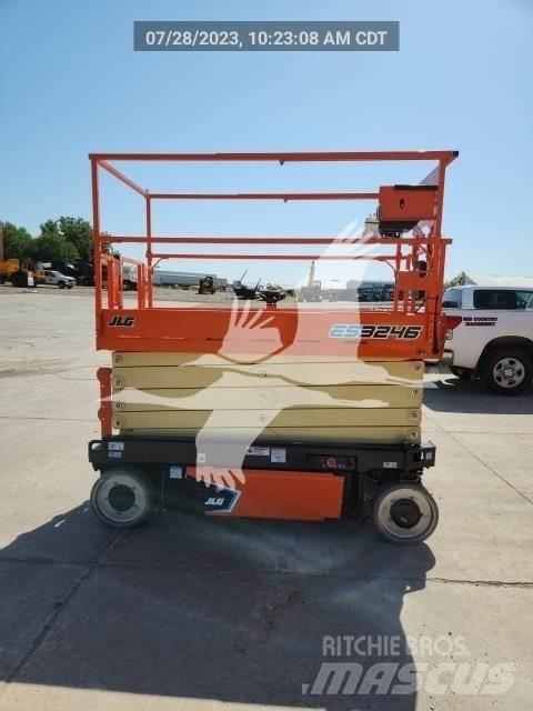 JLG ES3246 Ножничные подъемники