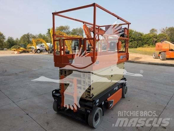 JLG ES3246 Ножничные подъемники