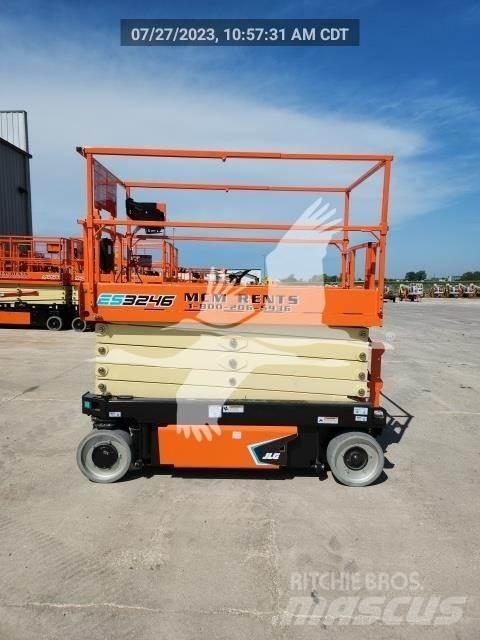 JLG ES3246 Ножничные подъемники