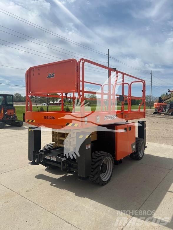 JLG RT2669 Ножничные подъемники