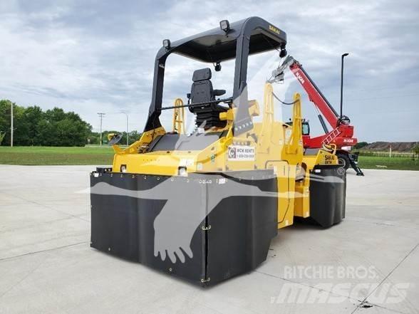 Sakai GW754 Пневматические катки