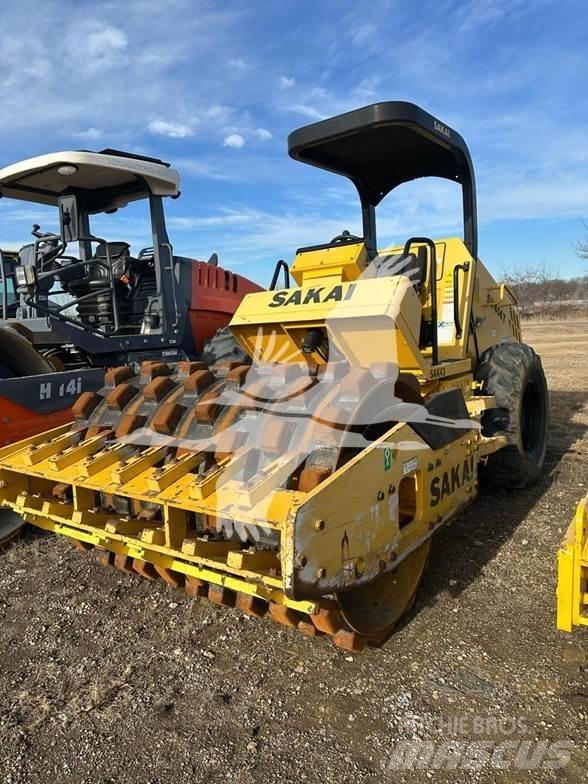 Sakai SV414T Грунтовые катки