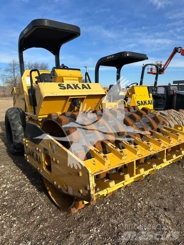 Sakai SV414T Грунтовые катки