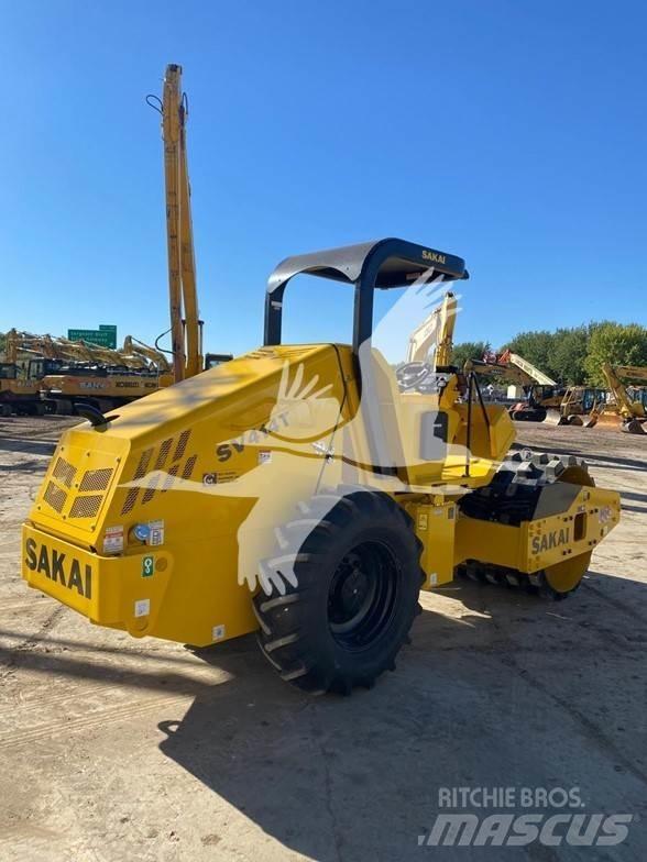 Sakai SV414T Грунтовые катки