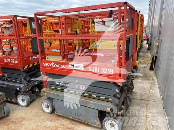 SkyJack SJ3219 Ножничные подъемники
