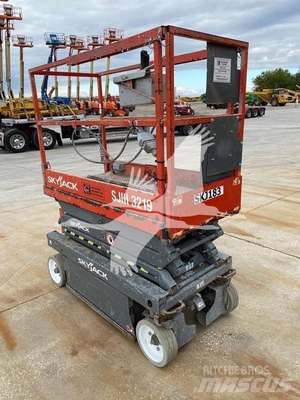 SkyJack SJ3219 Ножничные подъемники